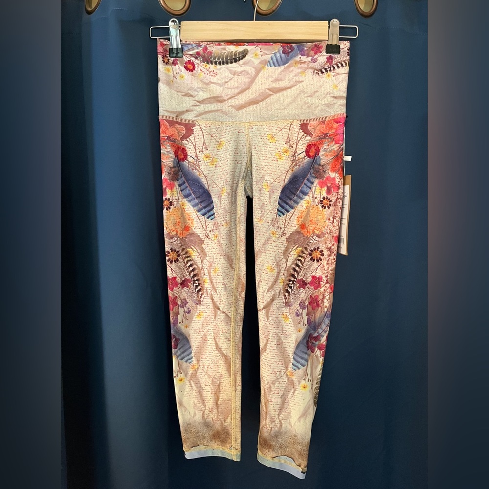 Niyama Sol Victoria Beachcomber leggings